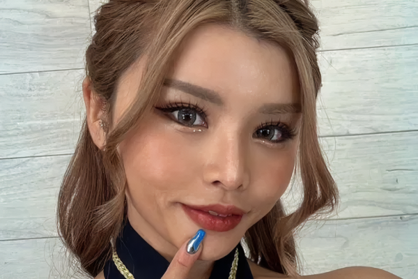 黒咲華プロフィール画像