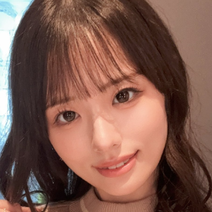 綾瀬まりあの顔写真(記事内の一覧より)